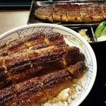 Seigetsu - 極上鰻丼と長焼き。