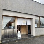 そばでおもてなし OLIMBA - おしゃれな外観。