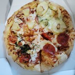 ドミノ・ピザ - 料理写真:クワトロハッピー
