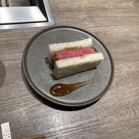 焼肉うしごろ 池袋店 - 私に提供されたヒレカツサンド
