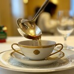 資生堂パーラー - 伝統のコンソメスープ