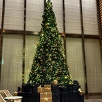 マンダリンオリエンタル 東京 - とーても大きなクリスマスツリー憧れるわ！