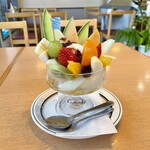 coffee&lunch さがみ - フルーツクリームあんみつ　700円！
