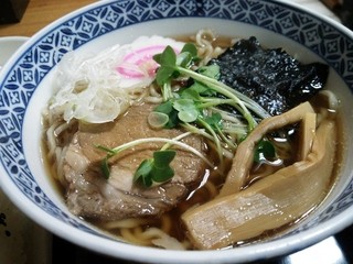 江戸清 - 叉焼・メンマ・海苔・なると・かいわれ大根（2014.05）