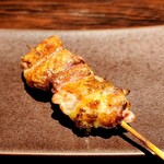 YAKITORI 燃 es - ホロホロ鶏 皮つきせせり