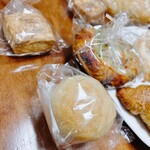 cocon3 - 手前はあんチーズ