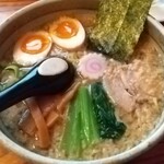 麺酒房 うさぎ家 - らーめん（超こってり）790円