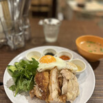 海南チキンライス 夢飯 - 