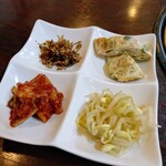 韓国家庭料理　名水 - お通し