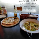 フォルトゥーナ - クワトロフォルマッジと、エビのジェノベーゼクリームパスタ