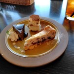 フォルトゥーナ - ランチドルチェ（チョコムースとティラミスと焼きチーズケーキの3種盛り）