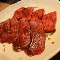 炭火焼肉ホルモン うしごろ 中目黒店 - 