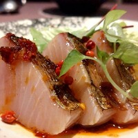 中国四川酒家 蔓山 - 鮮魚の刺身の 優しい麻辣サラダ
