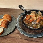 ビストロ食堂 ボナペティ - アヒージョ