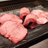 東京食肉市場直送 肉焼屋 D-29 広尾店 - 