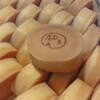 つるや製菓 - きれいなきつね色