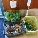 新川うどん店 - １００円で野菜販売