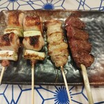 武蔵小山 神鶏 - 鶏もも259円×2、せせり239円、血肝（レバー）249円