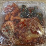 沈菜館 - 料理写真:キムチ盛り合わせ
