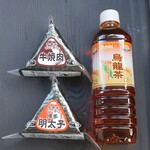 ディオ - 博多明太子おにぎり (税抜)74円 / 牛焼肉 (税抜)74円 / 烏龍茶 500ml (税抜)33円  (2024.12.10)