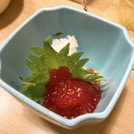 すみれ - すじこ醤油漬け600円