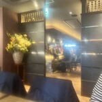 韓の台所 別邸 - 奥に見えるのがおひとり様用カウンター