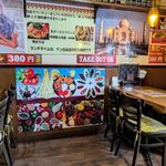本場のインド料理 ラドウニ - 店内