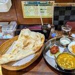 本場のインド料理 ラドウニ - 本日のスペシャルランチ