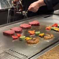 大阪鉄板焼き 神戸牛 TATARA - 