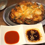 食堂・酒 たづ - 大きいホタテ貝柱のチヂミ