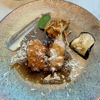 CADRAN - 岩手岩中豚のロースト根セロリ 舞茸 栗