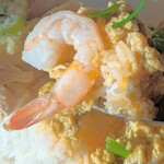 マンゴツリーカフェ - 海老の玉子カレー炒め（クン パッ ポンカリー）1辛