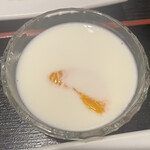 和牛焼肉 梁山泊 - デザートの杏仁豆腐