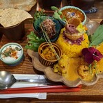 タケウチ - 気まぐれプレートBとライタ(ヨーグルト)トッピング