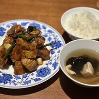 老四川 飄香小院 - 