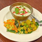 ガネーシュ - ビリヤニの付け合わせ