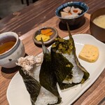 おむすび酒場 えのま - ふんわりおむすび美味しかったです