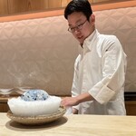 銀座 しのはら - 氷の中に蓋もの