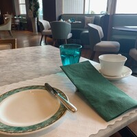 グリロジー バー＆グリル - 