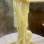 ヌードル＆スパイスカレー 今日の1番 - パツンパツンの麺リフト by(東久留米市) 三河屋製麺