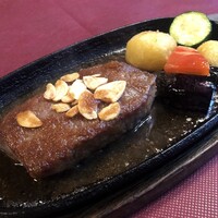 びふてき洋食存じやす - 