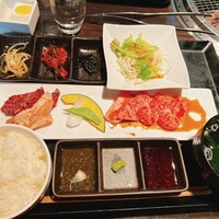 焼肉 青山外苑 - 