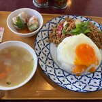 インド・タイ料理 サイノダイニング - 