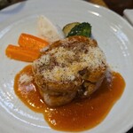 キッチン ブルー グローブ - 肩ロースポシェのアップ