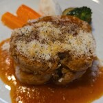 キッチン ブルー グローブ - 正面から、粉チーズが乗っています