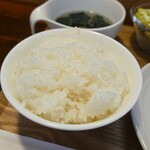 キッチン ブルー グローブ - ご飯大盛りのアップ