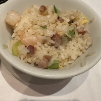 香港 - 