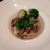 R restaurant & bar - 