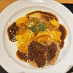 浅草うまいもん あづま - ヒレのっけオムライス