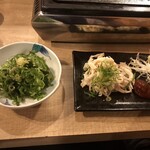 和牛焼肉大衆酒場 ホルモン博多春吉のじゃん横 - 